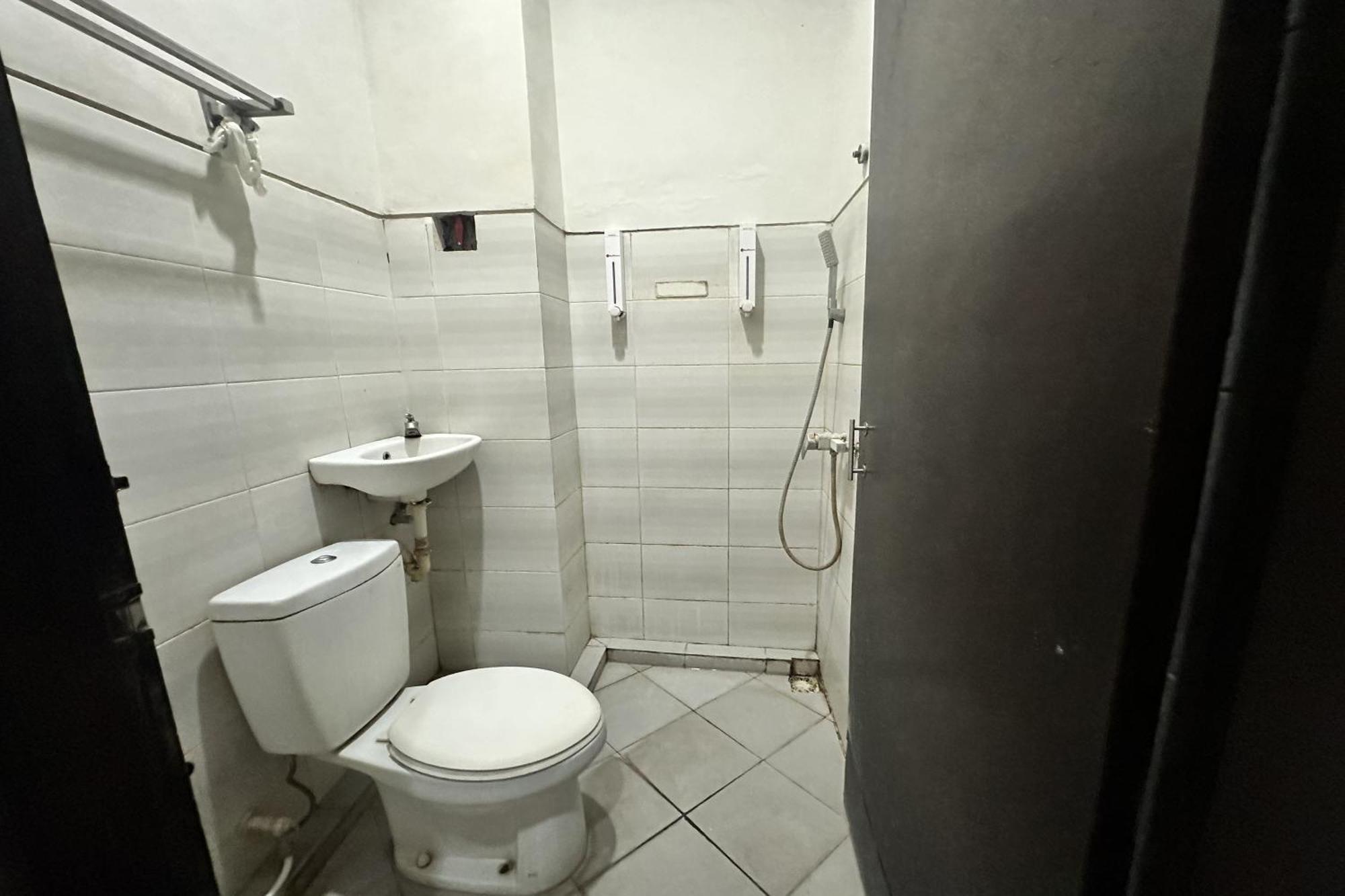 Hotel Warta Dua Denpasar  Exterior photo