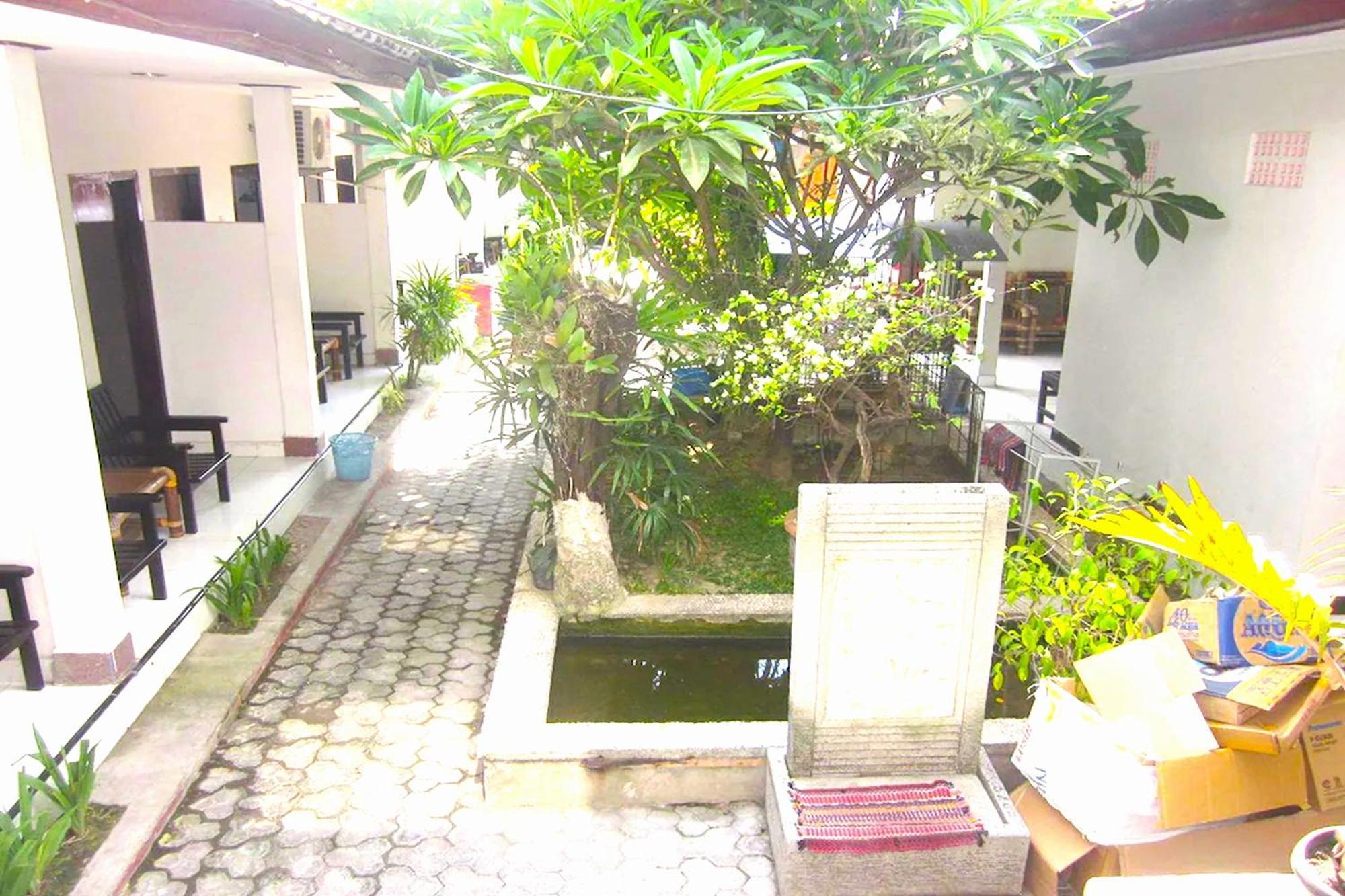 Hotel Warta Dua Denpasar  Exterior photo